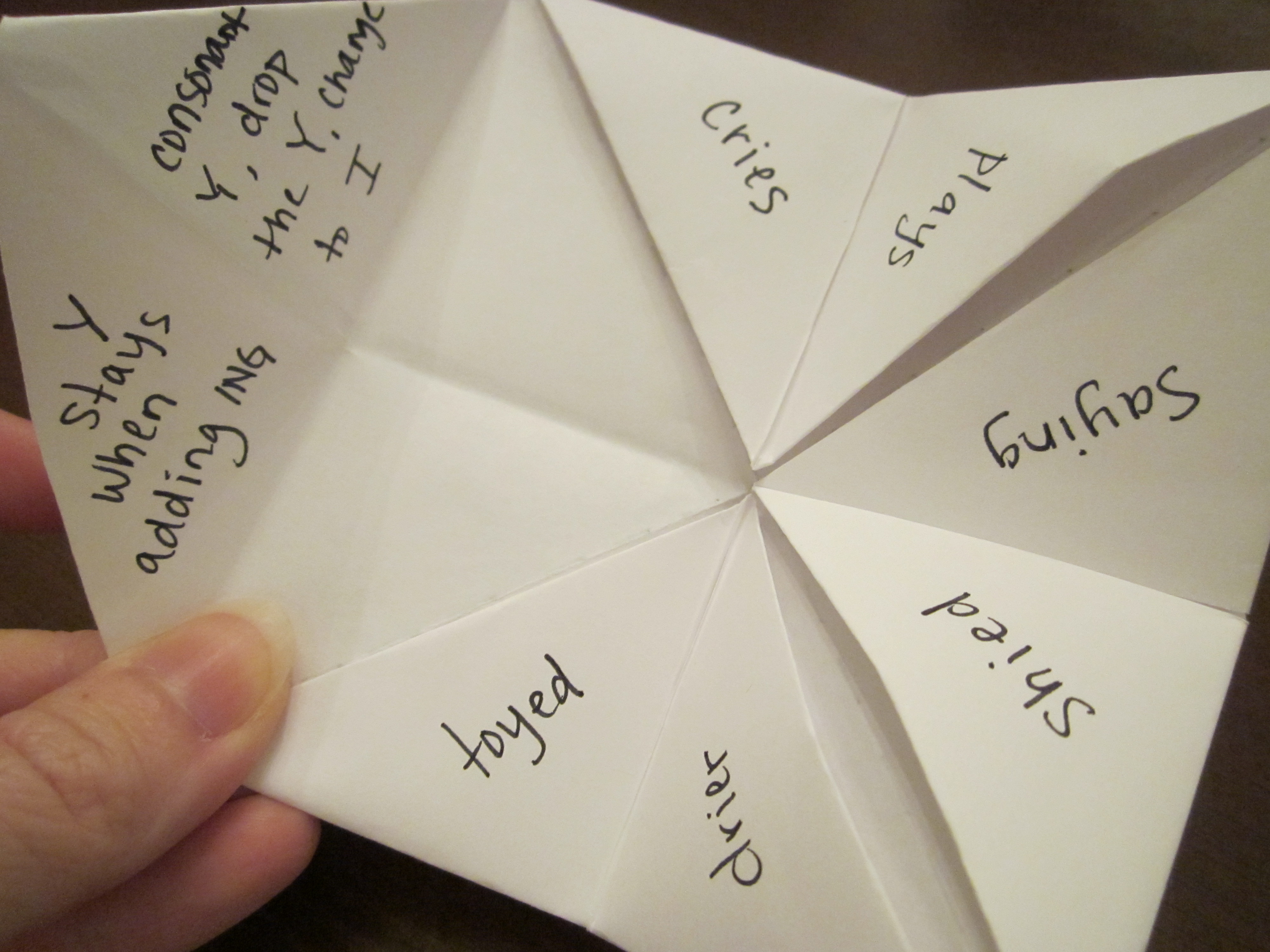 Ideas in what to write in a paper fortune teller   youtube