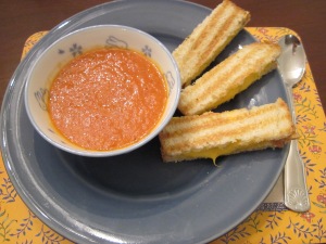 tomato soup and grilled cheese dinner
